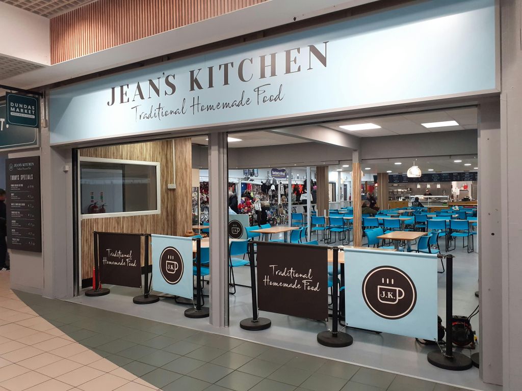 Property photo 3 of 12 Shop Front Feb 24.Jpg