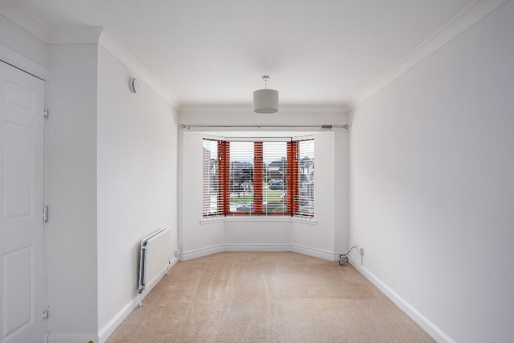 Property photo 3 of 11 Photo 3