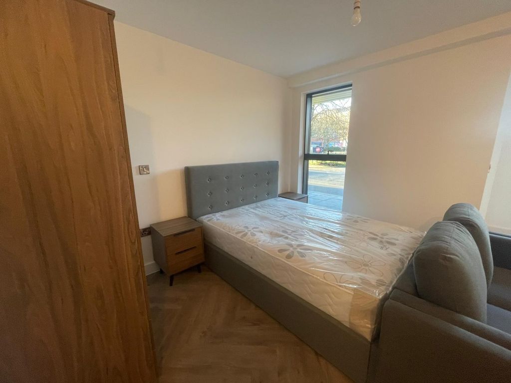 Property photo 3 of 6