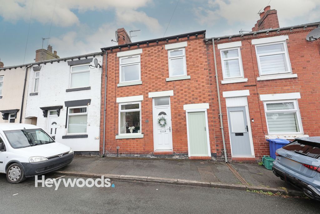 Property photo 1 of 32