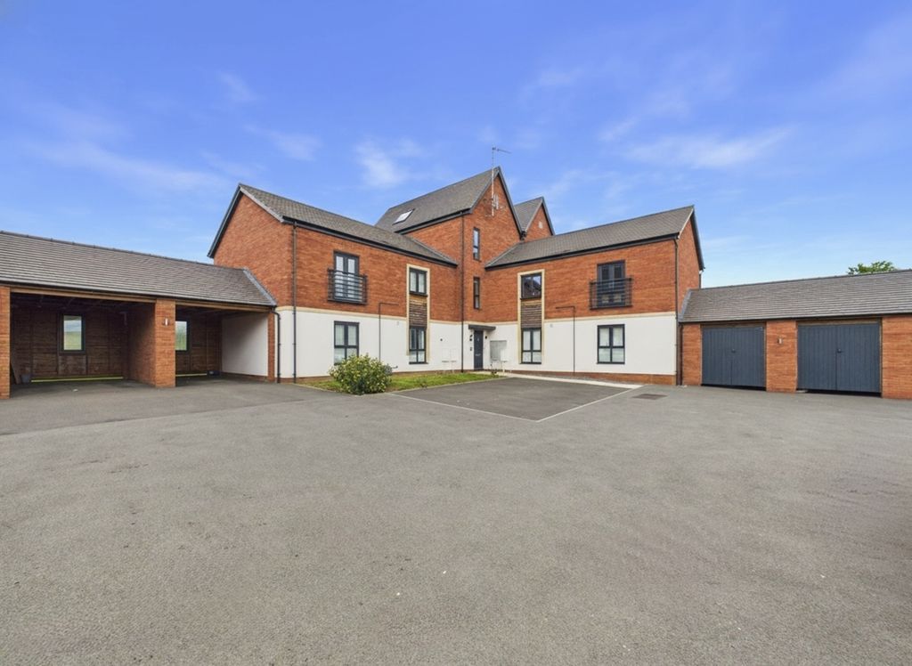 Property photo 1 of 18 1