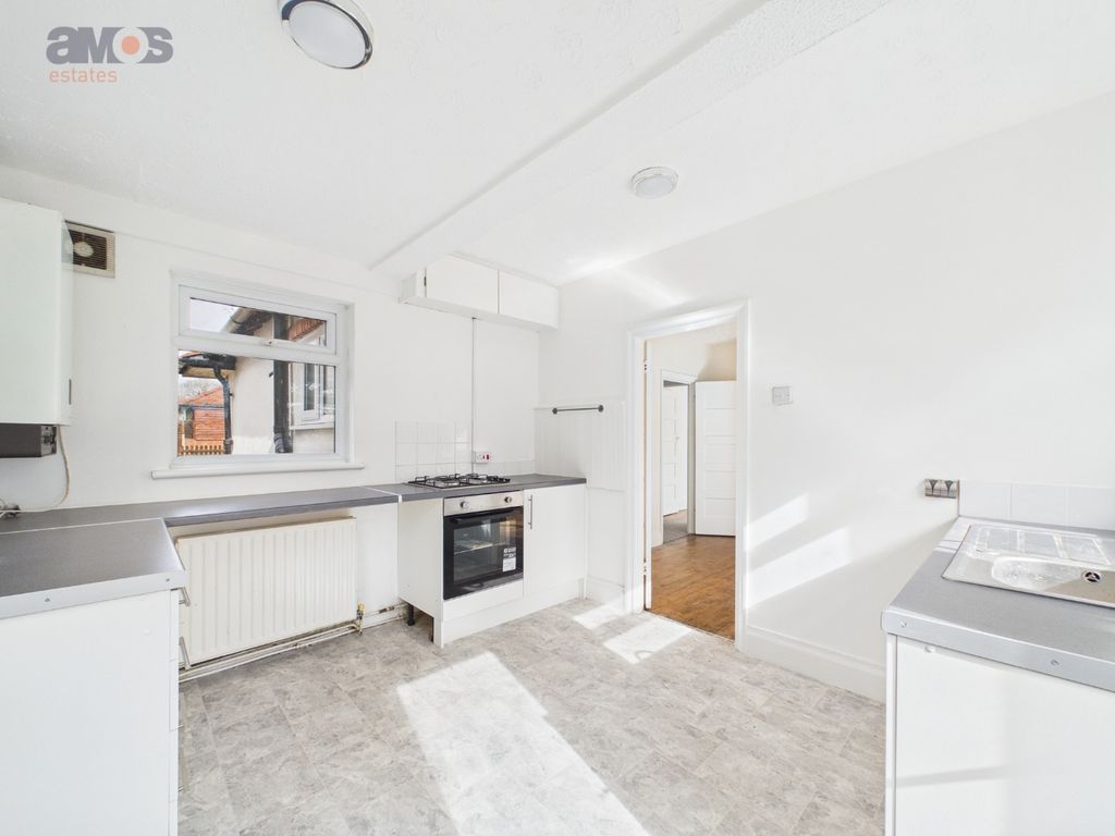 Property photo 3 of 16 4992337