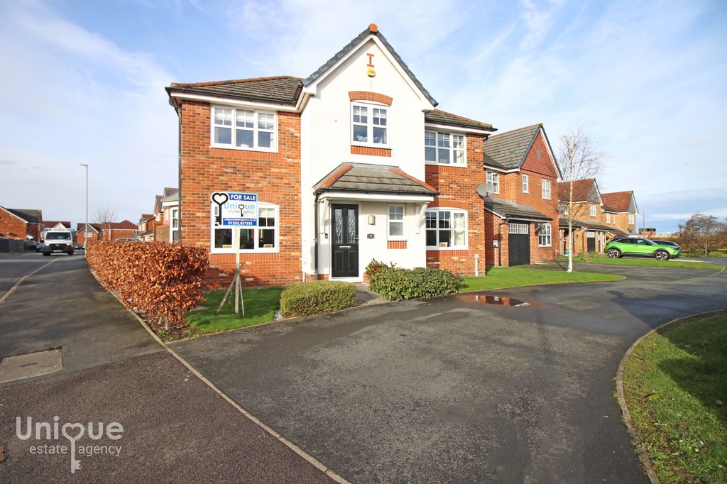 Property photo 1 of 27