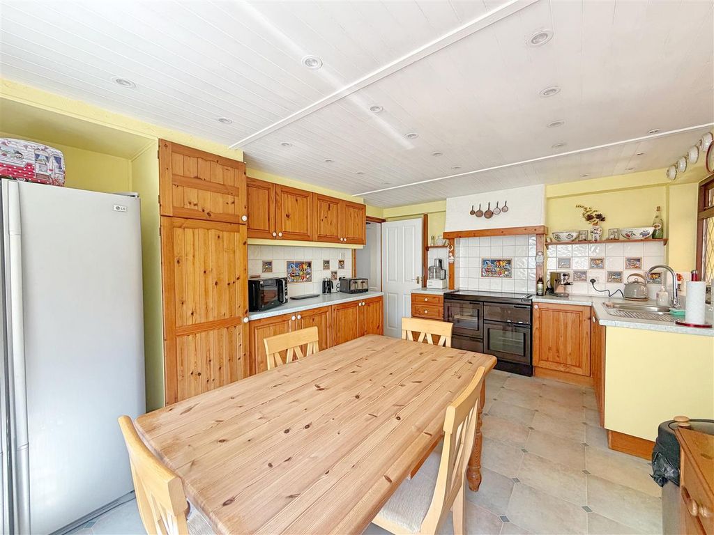 Additional image 7 of 2 bed detached bungalow for saleSkitts Hill, Braintree CM7