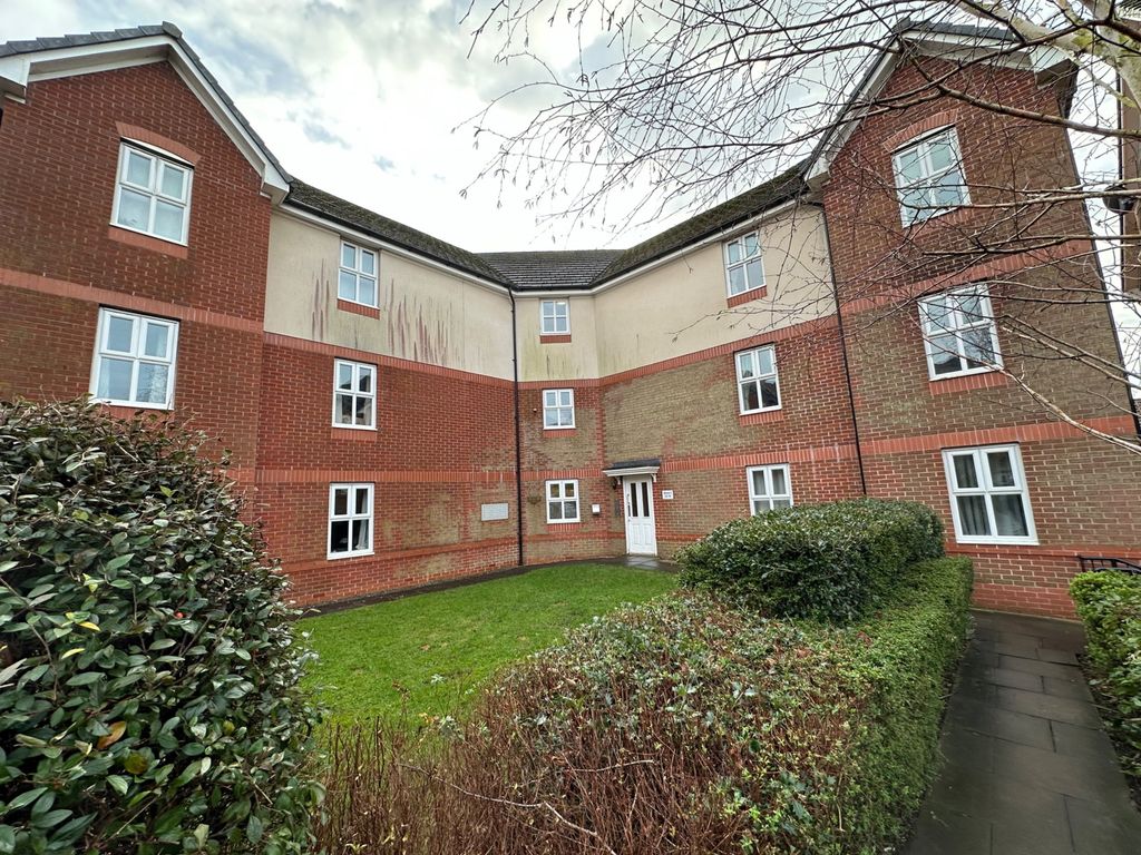 Property photo 1 of 17