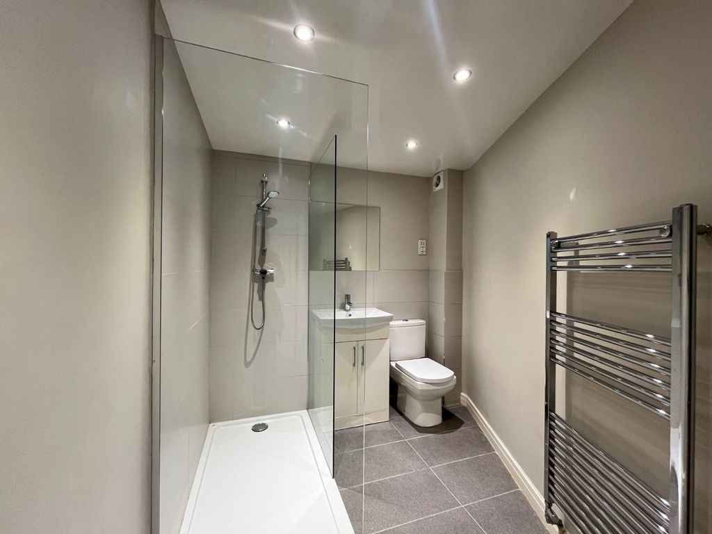 Property photo 2 of 6 Picture No. 01