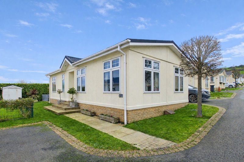 Property photo 1 of 17 Front