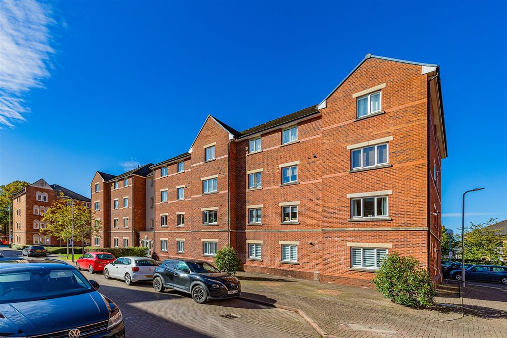 Property photo 1 of 11 30-11.Jpg
