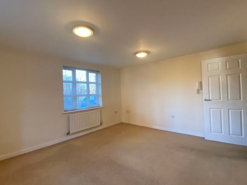 Property photo 3 of 13 Living Room