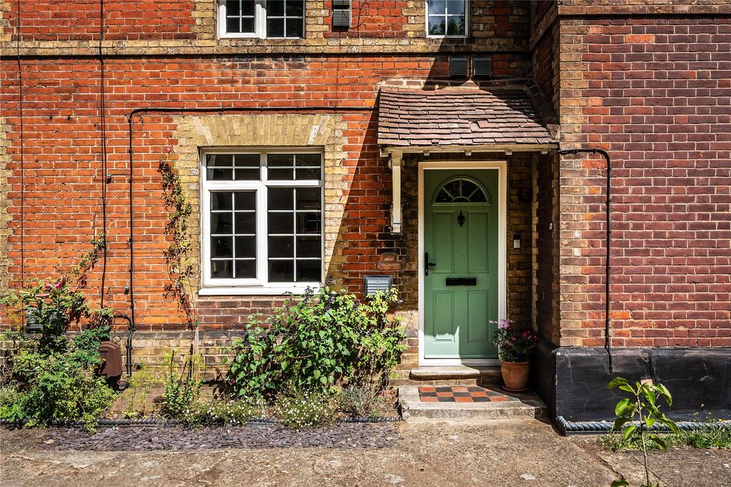 Property photo 1 of 14 Picture No. 32