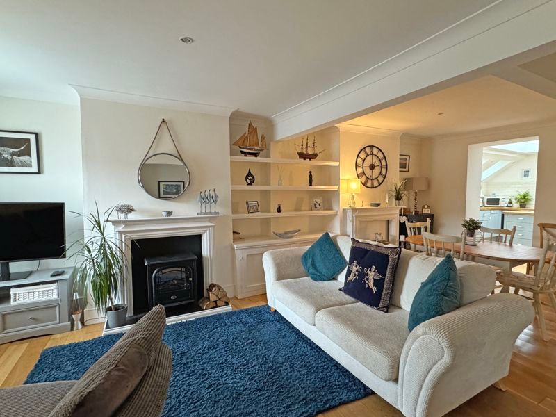 Property photo 1 of 15 Photo 3