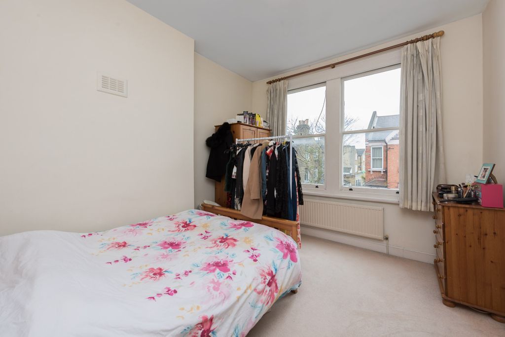 Property photo 3 of 6