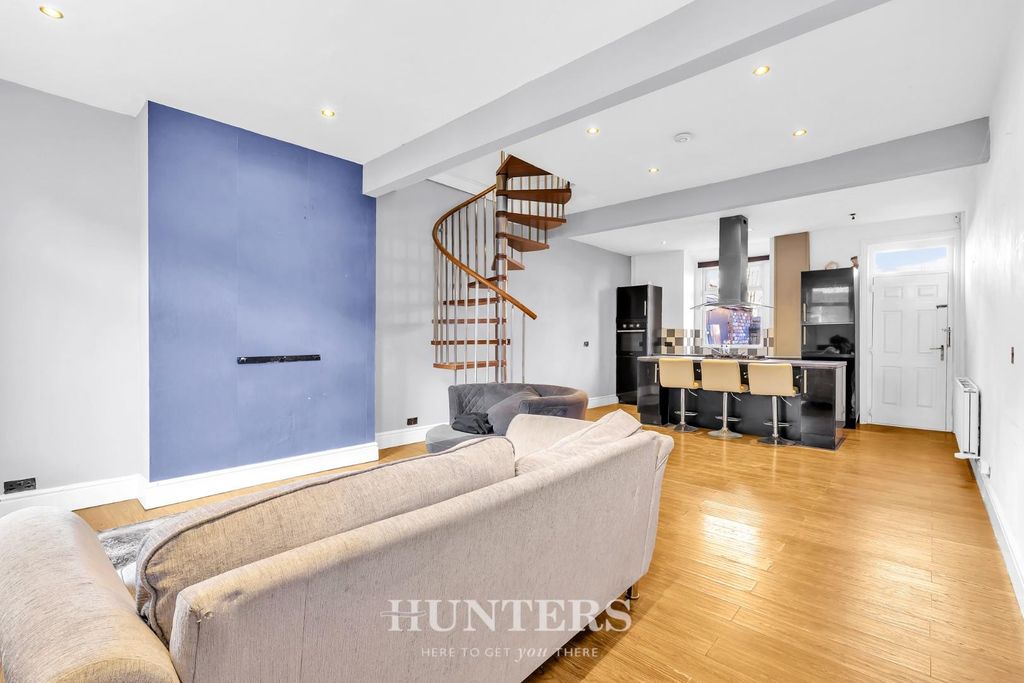 Property photo 2 of 17 Grey Street (1).Jpg