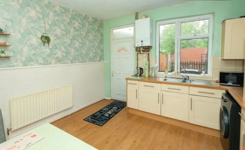 Property photo 3 of 10 Property