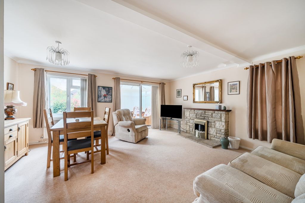 Property photo 3 of 12 1369546768Ef65E0Bf013