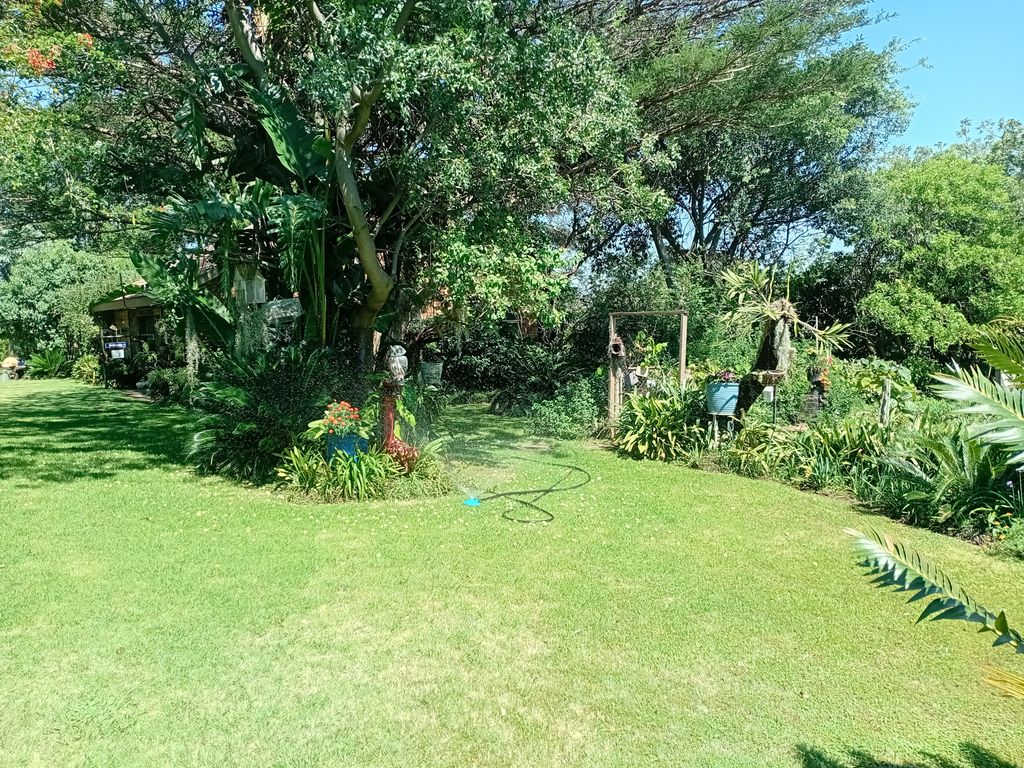 Property photo 2 of 129