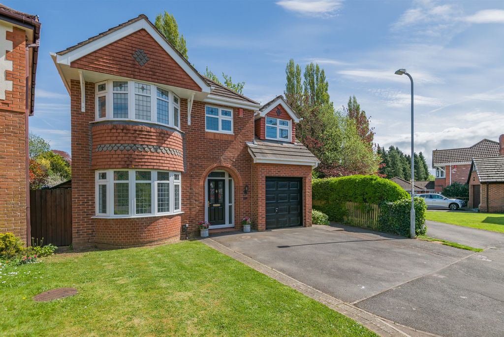 Property photo 1 of 24