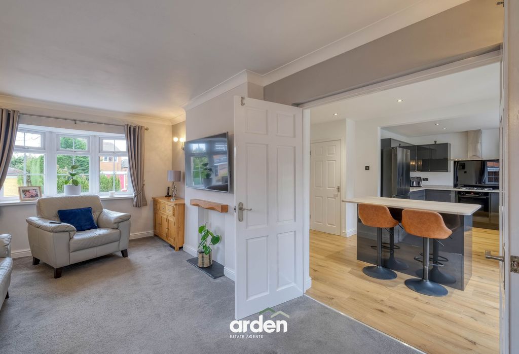 Property photo 3 of 21