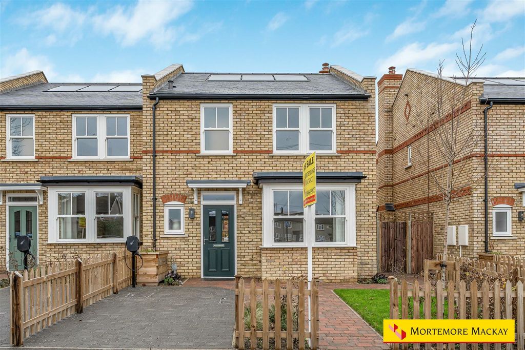 Property photo 1 of 24 6_68787_Watermarked.Jpg