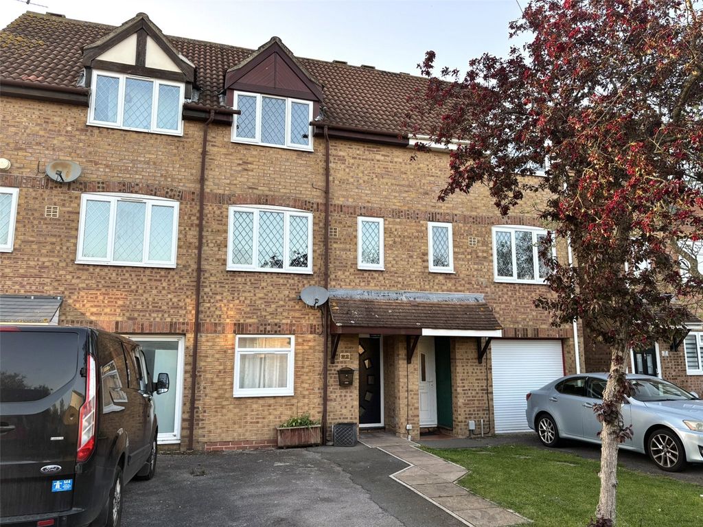 Property photo 1 of 24 Picture No. 04