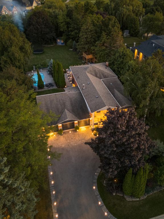 Property photo 1 of 30