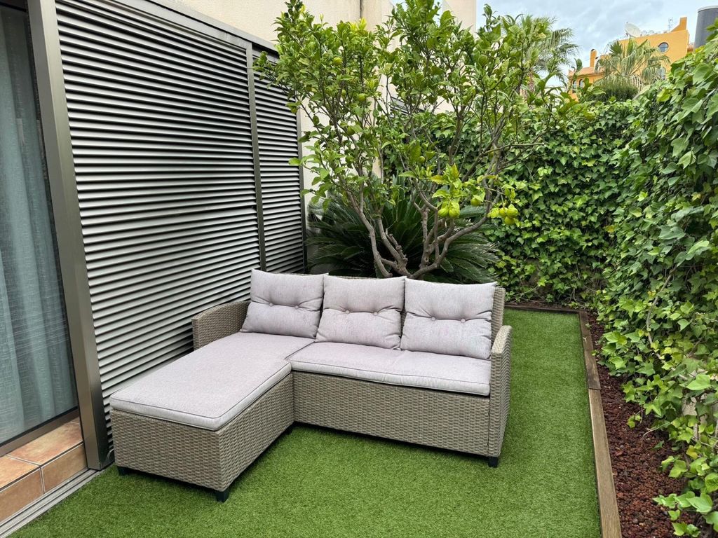 Property photo 1 of 35