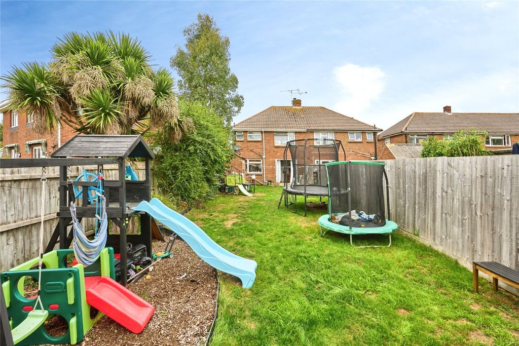 Property photo 2 of 23 Picture No. 50
