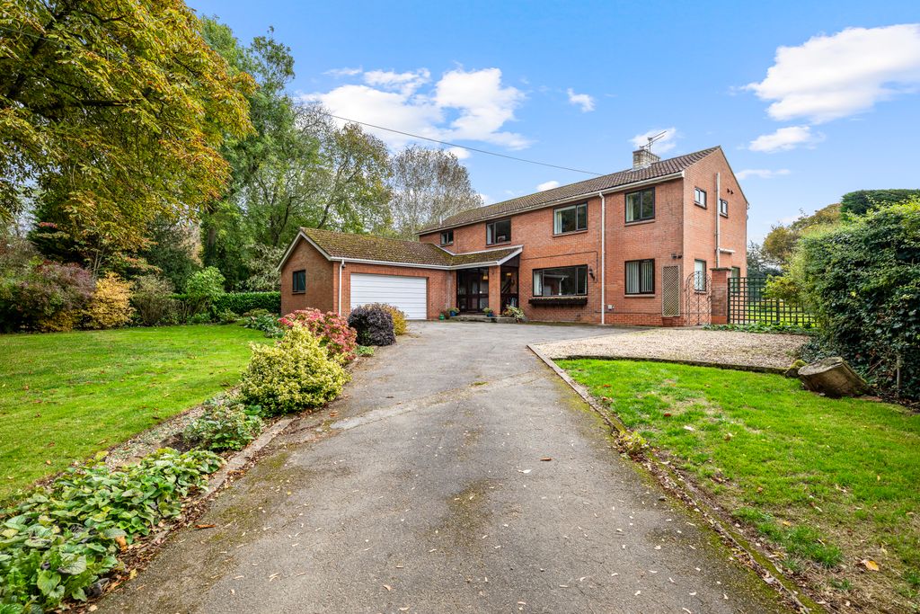 Property photo 1 of 43 7