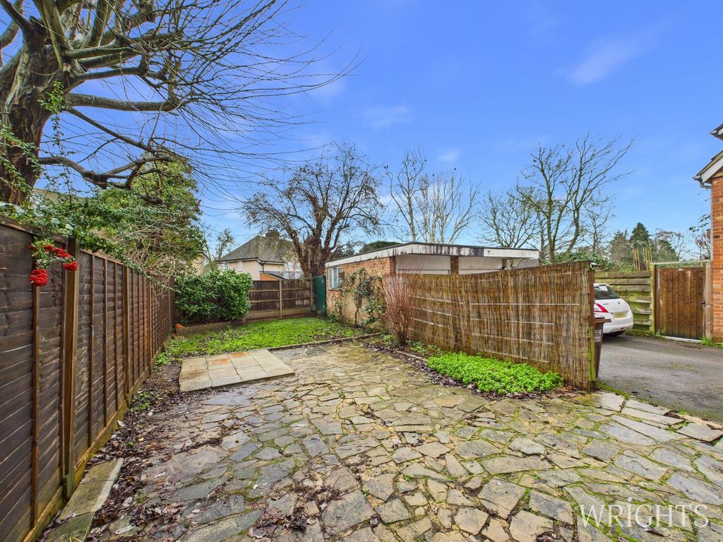 Property photo 3 of 15