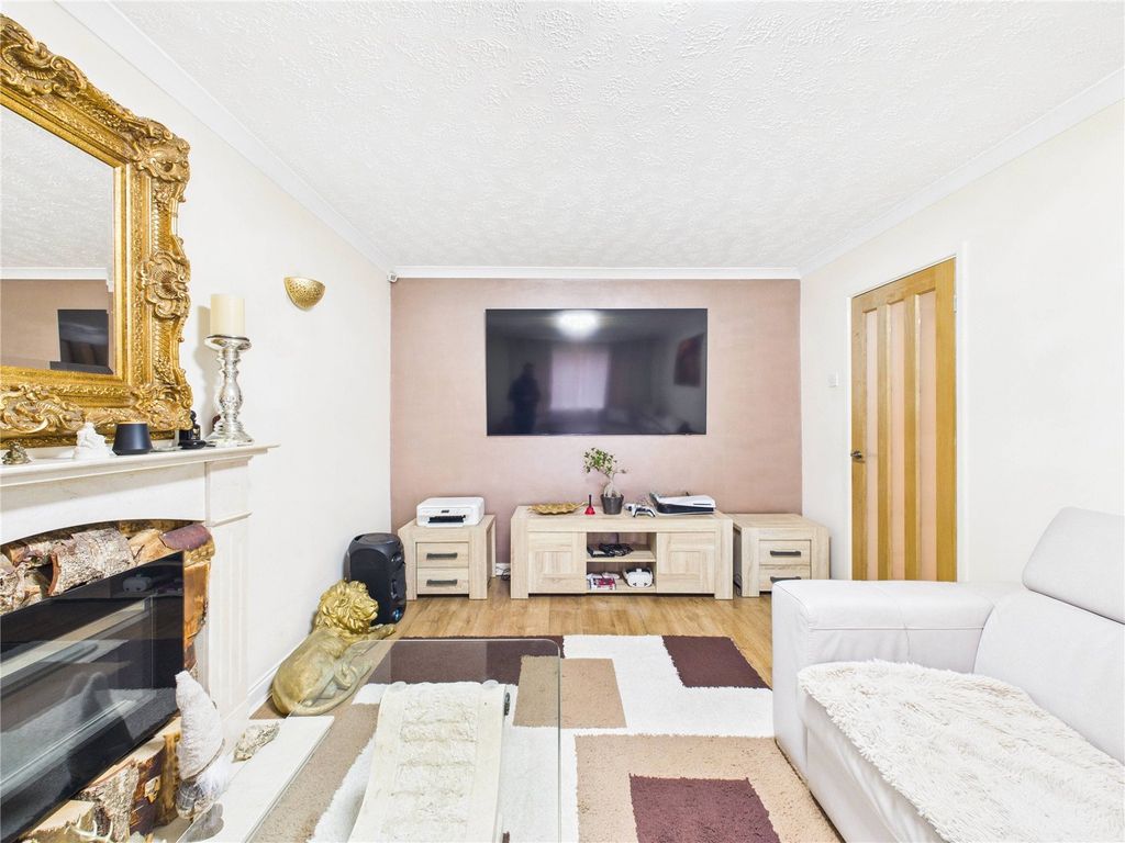 Property photo 2 of 20 Picture No. 10