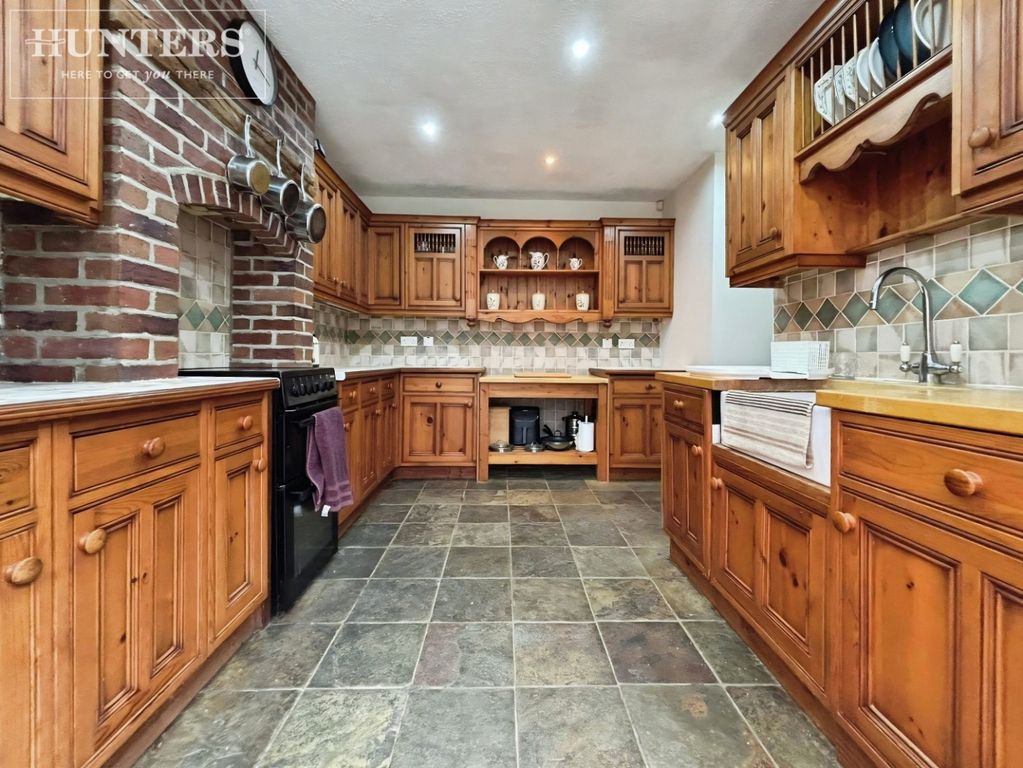 Property photo 3 of 19 Pbox-Img.Jpg