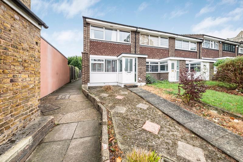 Property photo 1 of 17 External