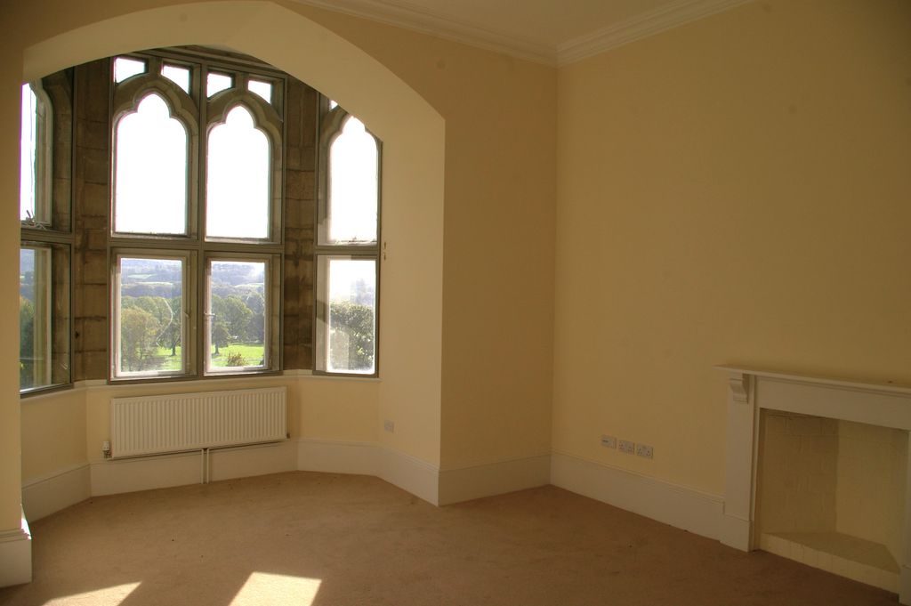 Property photo 3 of 17 Drawing Room