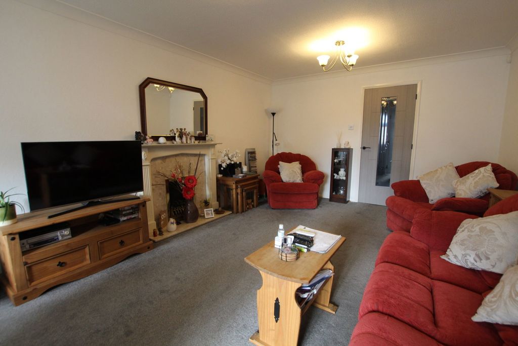 Property photo 2 of 15