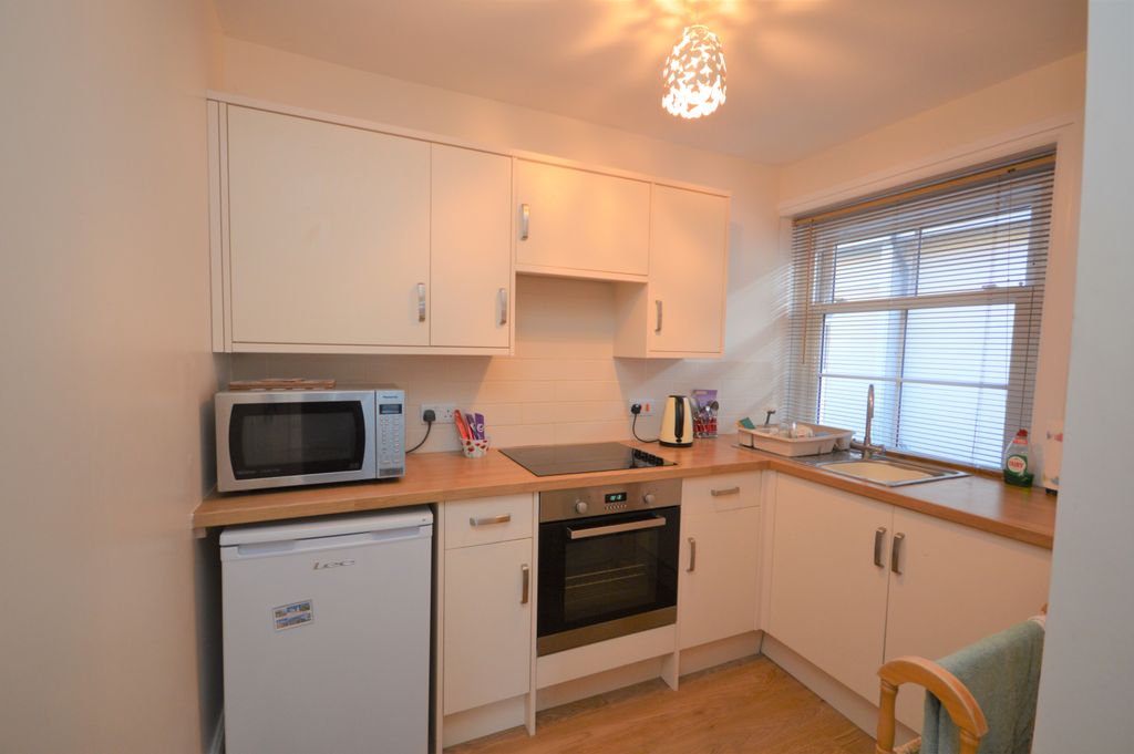 Property photo 2 of 6 2