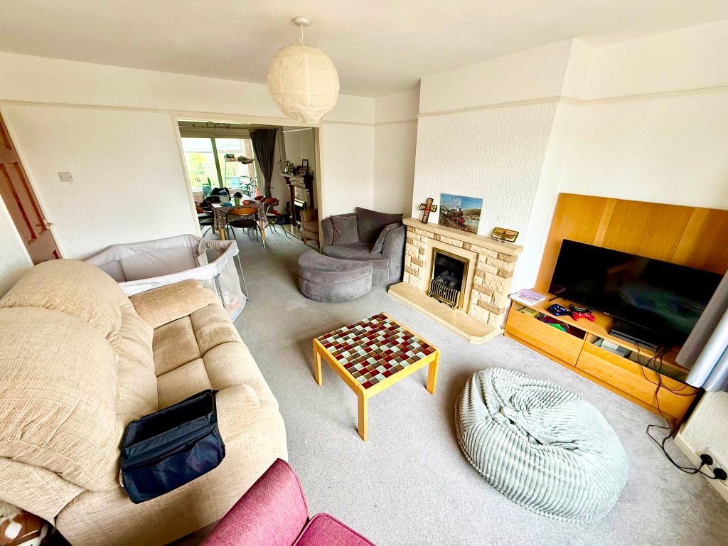 Property photo 2 of 21