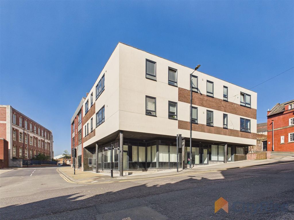 Property photo 2 of 13