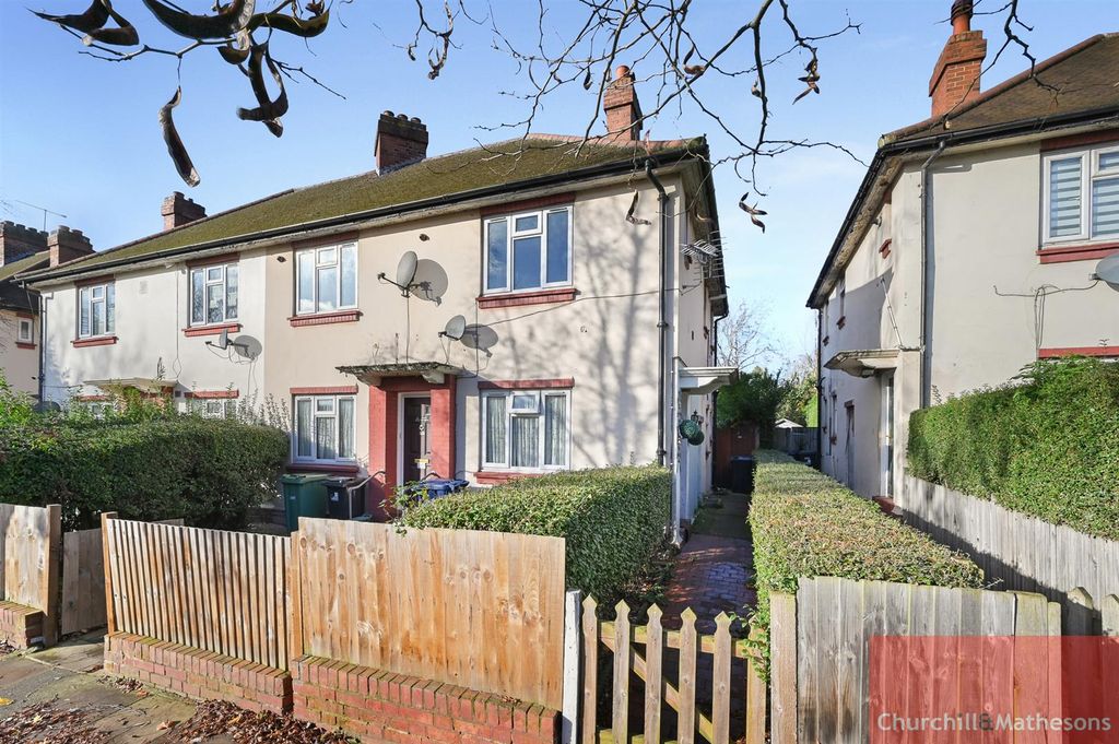 Property photo 2 of 11