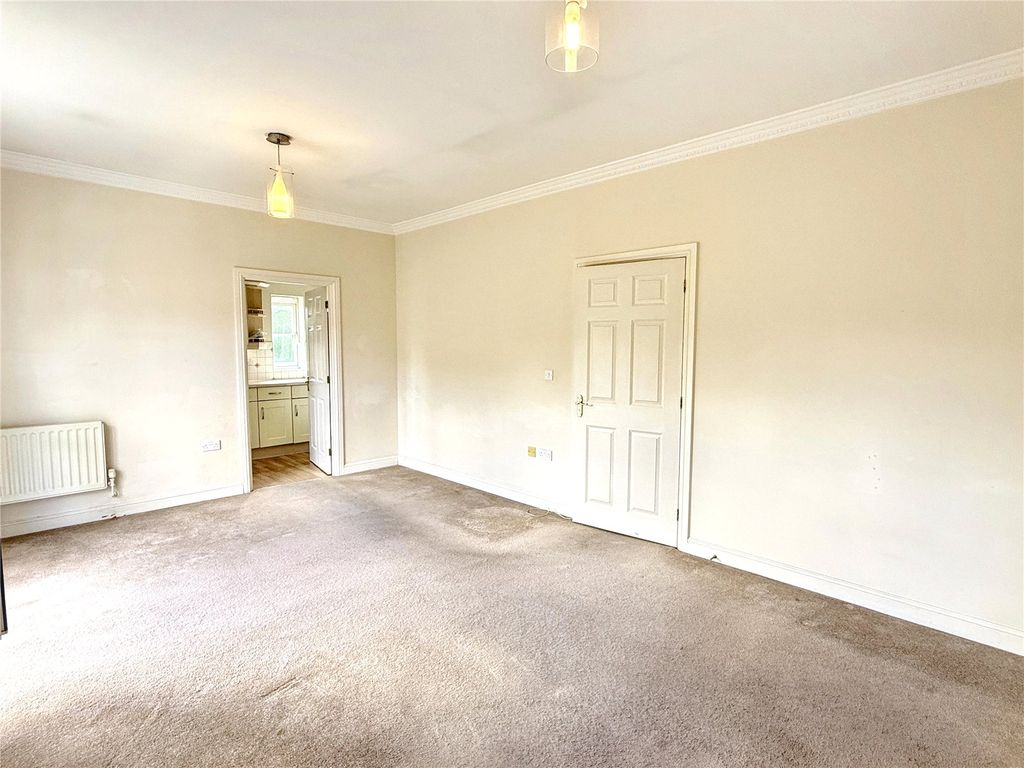 Property photo 3 of 17 Picture No. 08