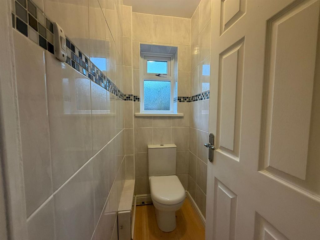 Property photo 3 of 13 Whatsapp Image 2025-12-08 At 10.26.43_271Fda9A.Jpg