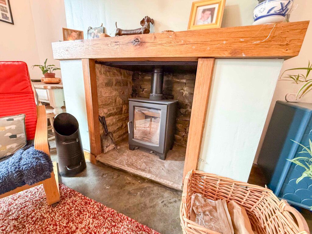 Property photo 3 of 27