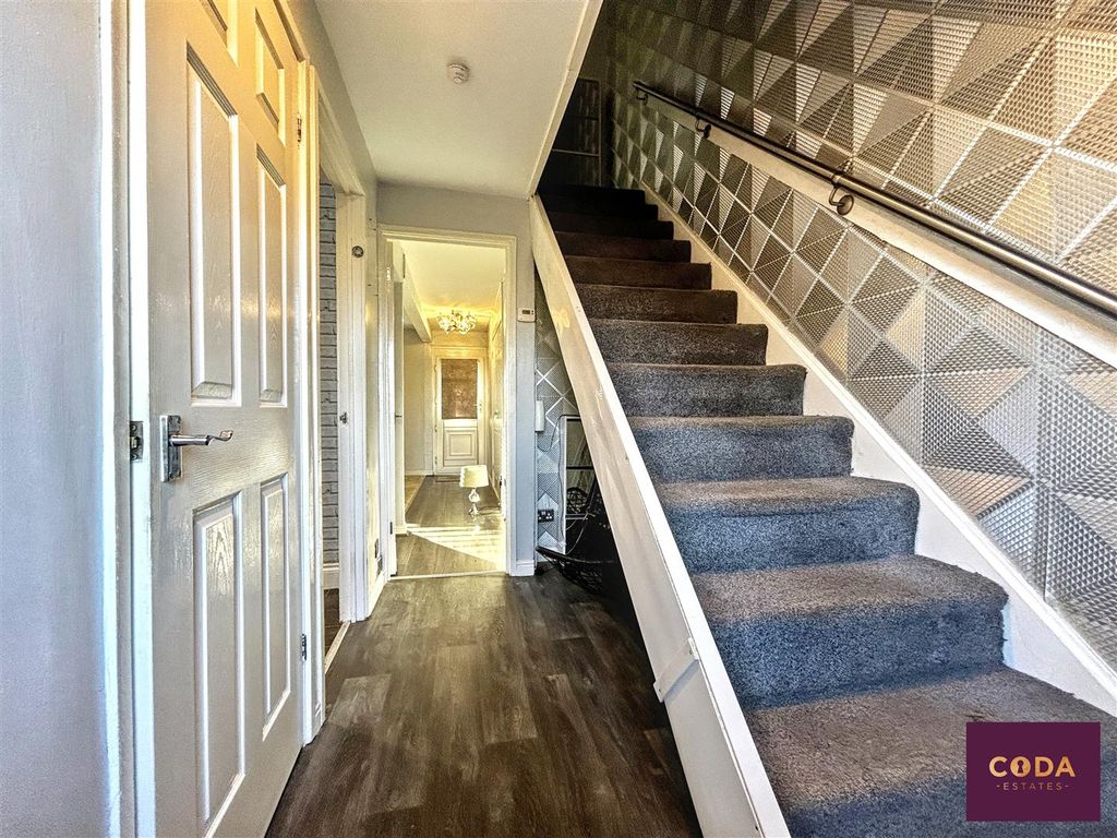 Property photo 2 of 17 Img_1801.Jpg