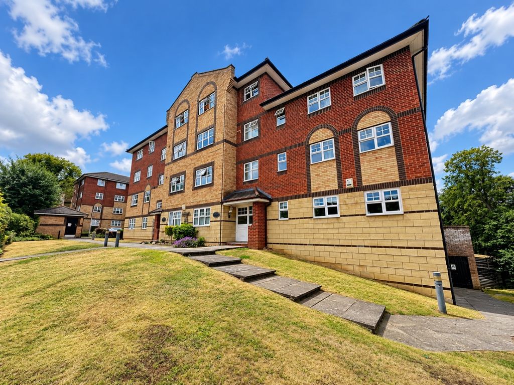 Property photo 1 of 8 6103111