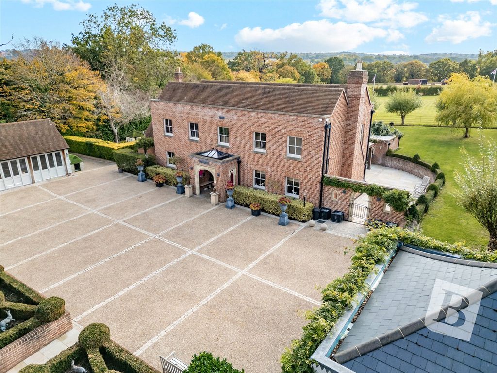 Property photo 1 of 52 Picture No. 09