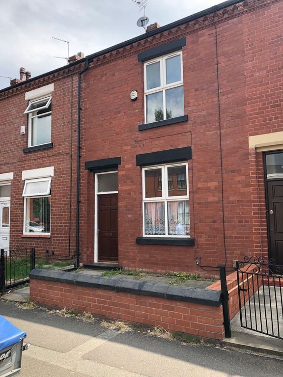 Property photo 1 of 12