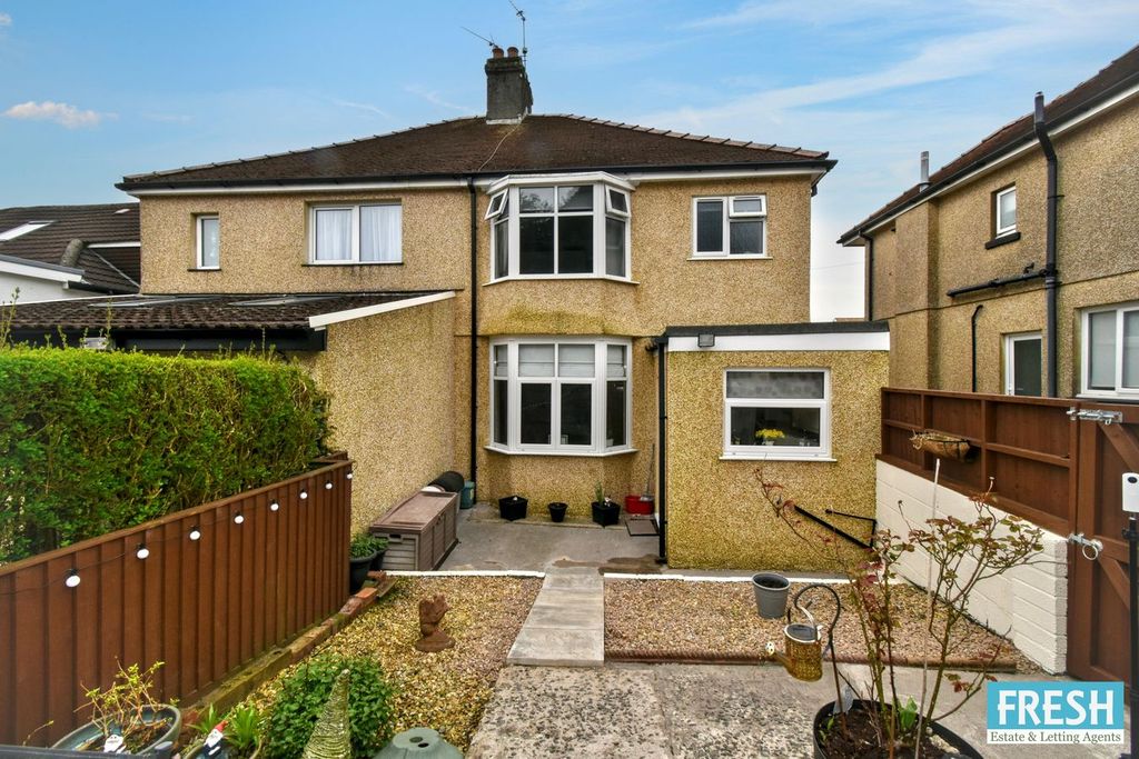 Property photo 1 of 36
