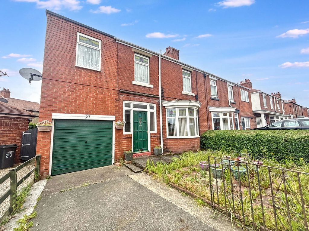 Property photo 2 of 18