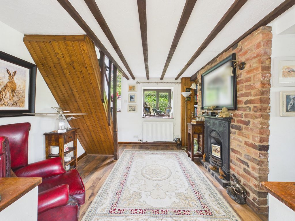 Property photo 3 of 25