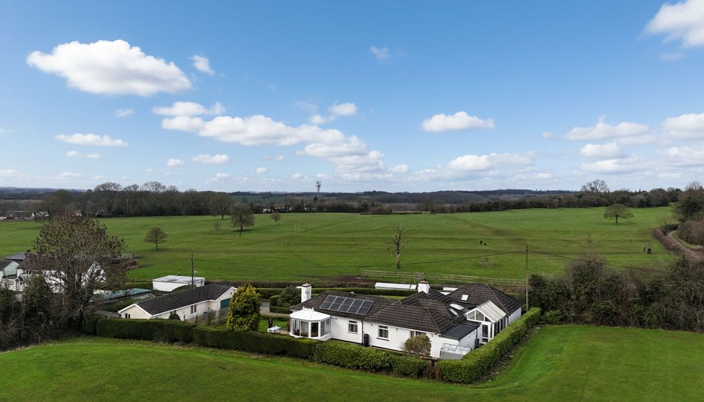 Property photo 1 of 27