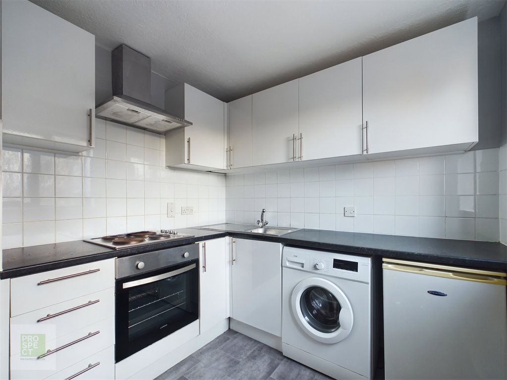 Property photo 2 of 6 Picture No. 21